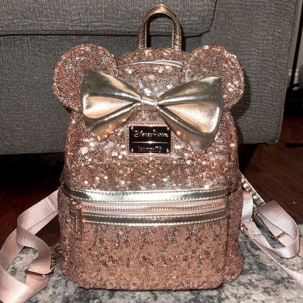 Rose Gold Disney Parks Loungefly 💘